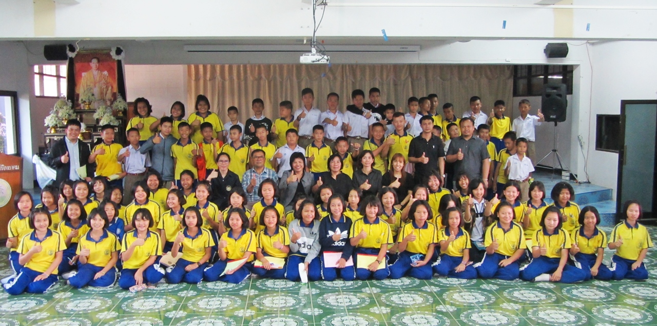 อบรมให้ความรู้ด้านการเกษตรในสถานศึกษา โครงการเสริมสร้างยุวเกษตรกรและเกษตรกรรุ่นใหม่