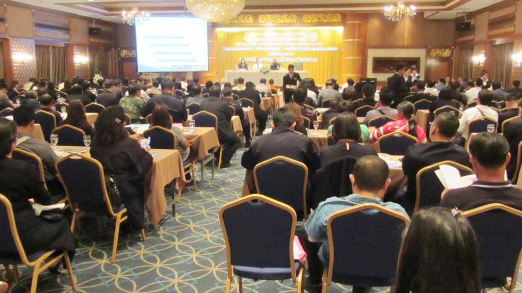 การประชุมปฐมนิเทศน์โครงการ การศึกษาความเหมาะสม ด้านเศรษฐกิจ วิศวกรรม และผลกระทบสิ่งแวดล้อมเบื้องต้น ทางหลวงพิเศษระหว่างเมือง สายตาก-แม่สอด