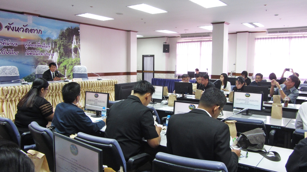 การประชุมคณะทำงานจัดทำแผนพัฒนาจังหวัด 4 ปี (พ.ศ.2561-2564) ฉบับทบทวนและแผนปฏิบัติราชการประจำปีของจังหวัด ประจำปีงบประมาณ พ.ศ.2562 ด้านเศรษฐกิจ ครั้งที่ 1/2560 