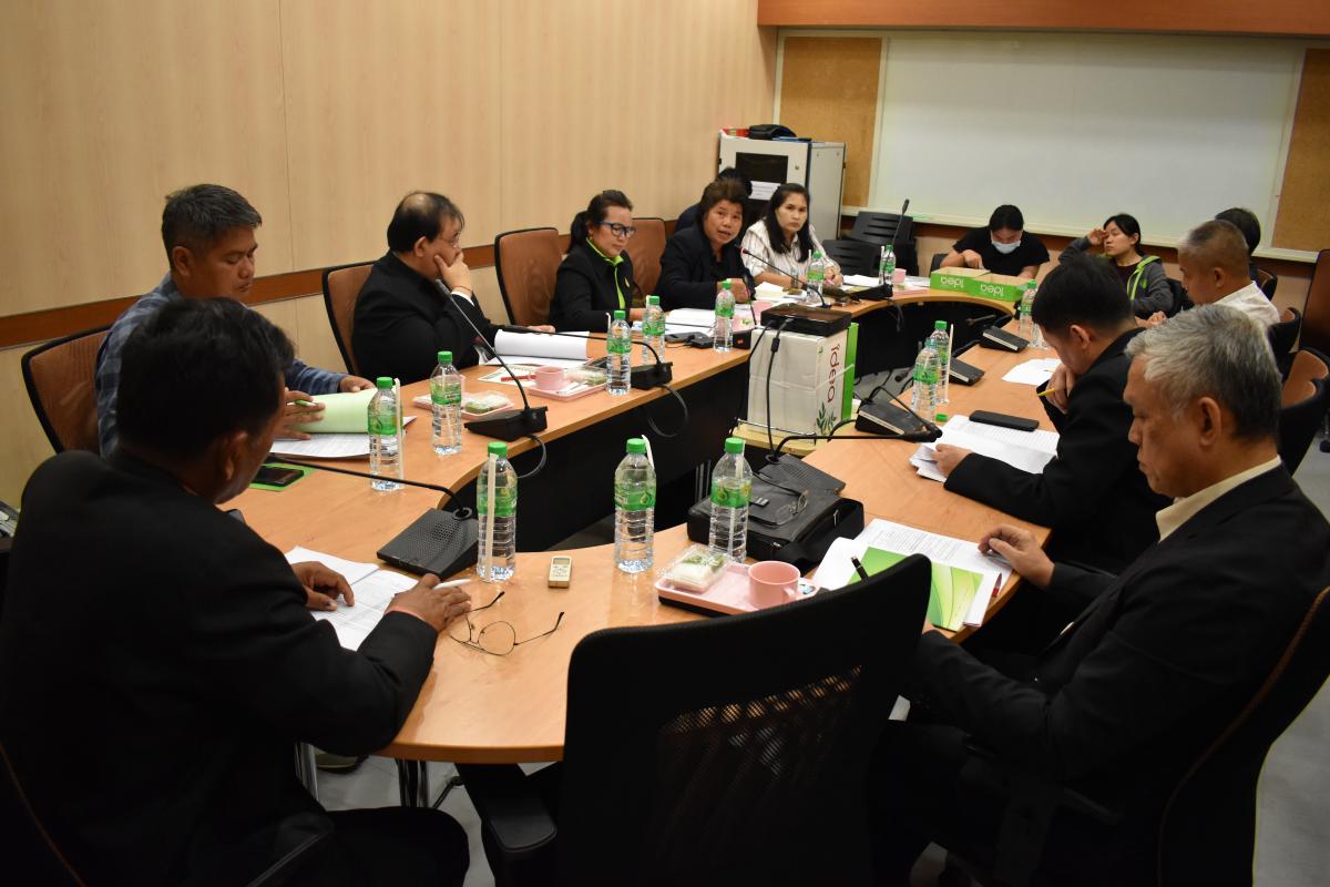 การประชุมคณะทำงานศึกษาผลกระทบจากการบังคับใช้กฎหมายเกษตรพันธสัญญา