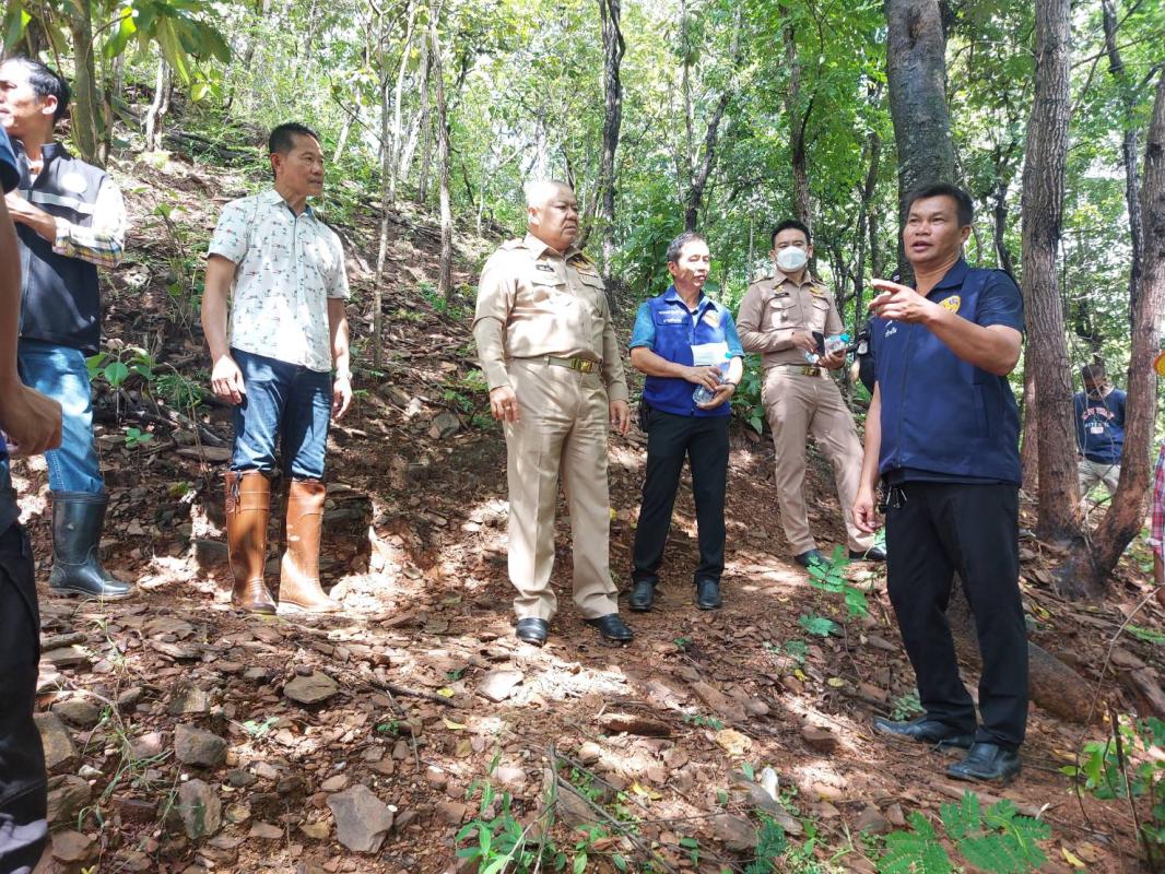 สำรวจระดับน้ำและความเสียหายจากการเกิดน้ำล้นตลิ่ง บริเวณลำคลองเเม่ระกา พื้นที่ตำบลโป่งเเดงและตำบลวังประจบ อำเภอเมืองตาก จังหวัดตาก